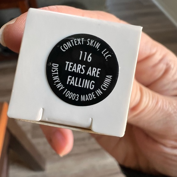 Context matte Lipstick NWT/NIB pretty neutral mauve. Hydrating formula. - Picture 7 of 10